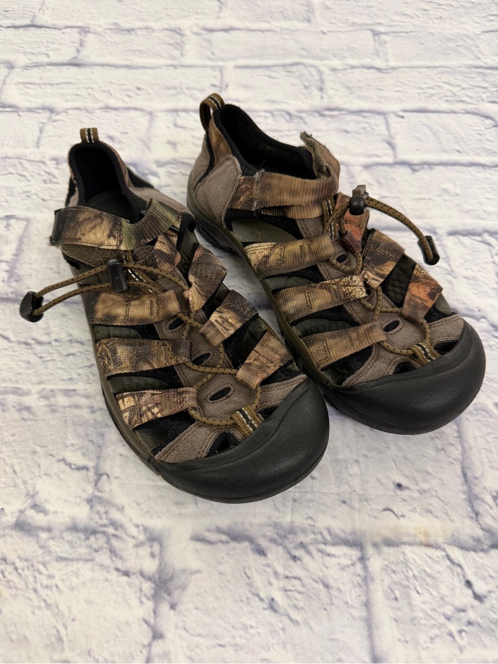 Keen Strappy Sandal in Brown Camo with Black Toe